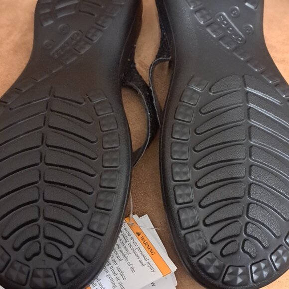 Crocs flip flop - Picture 3 of 3